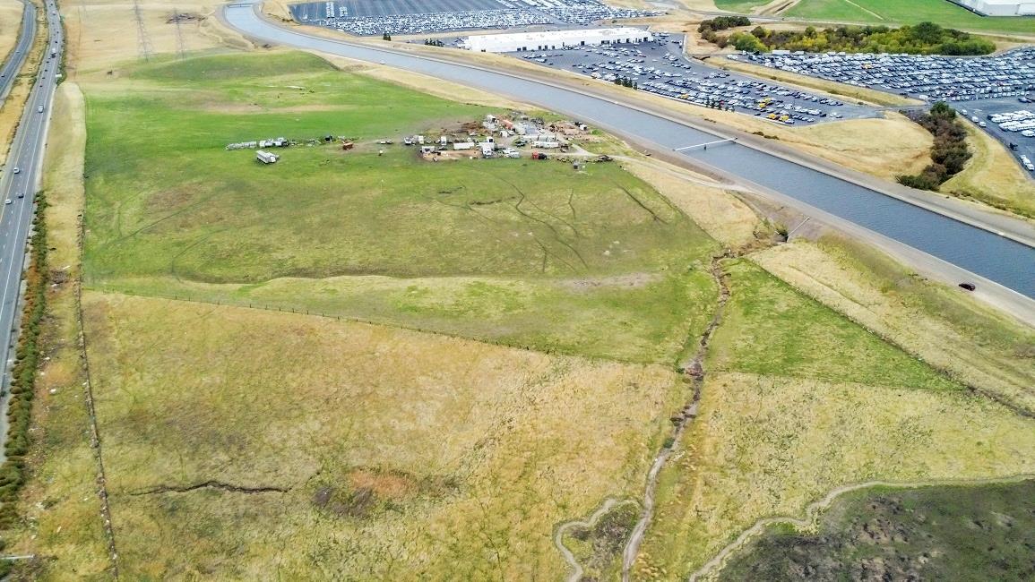 25559 S International