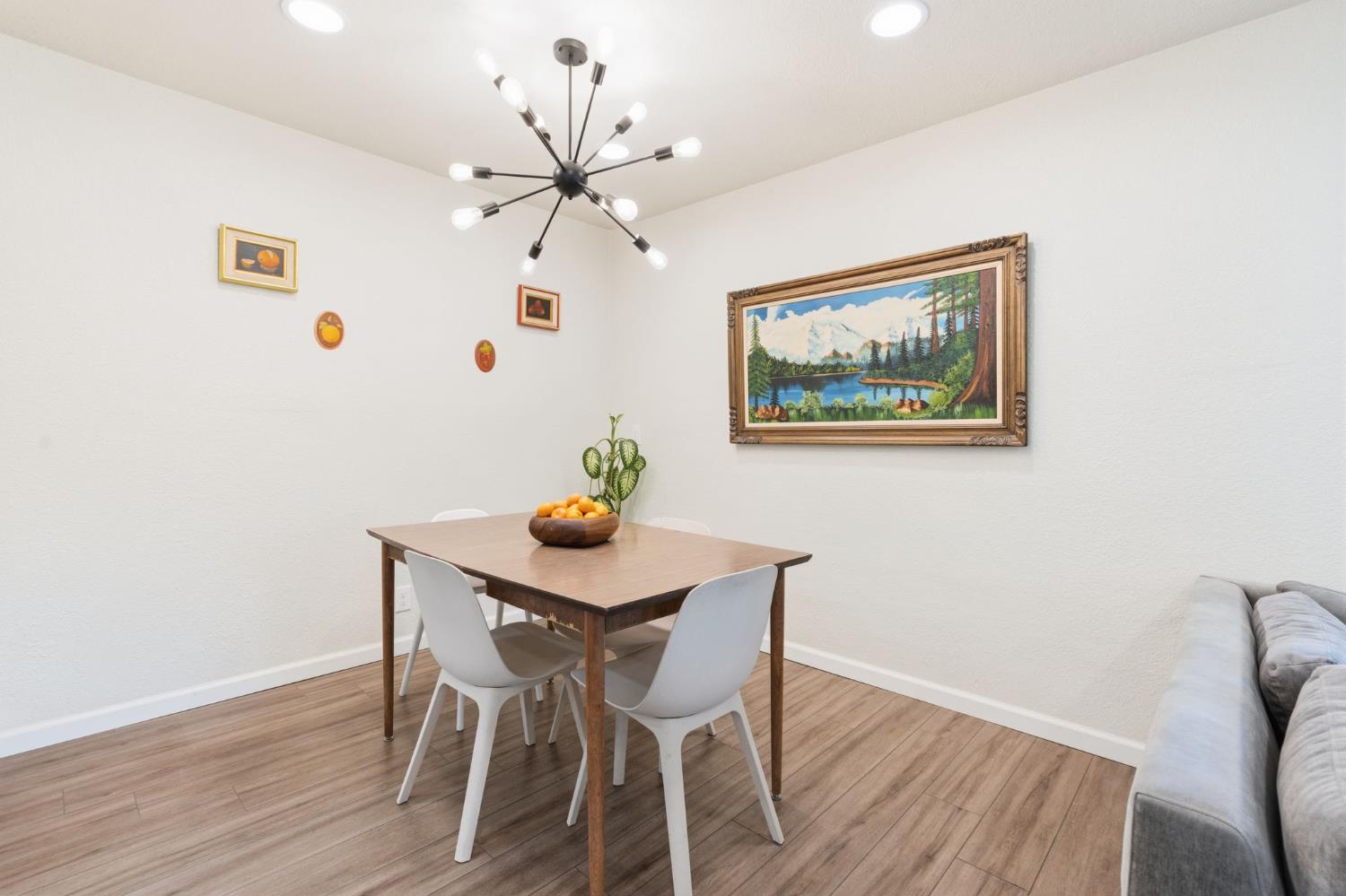 4914 Cabrillo Way