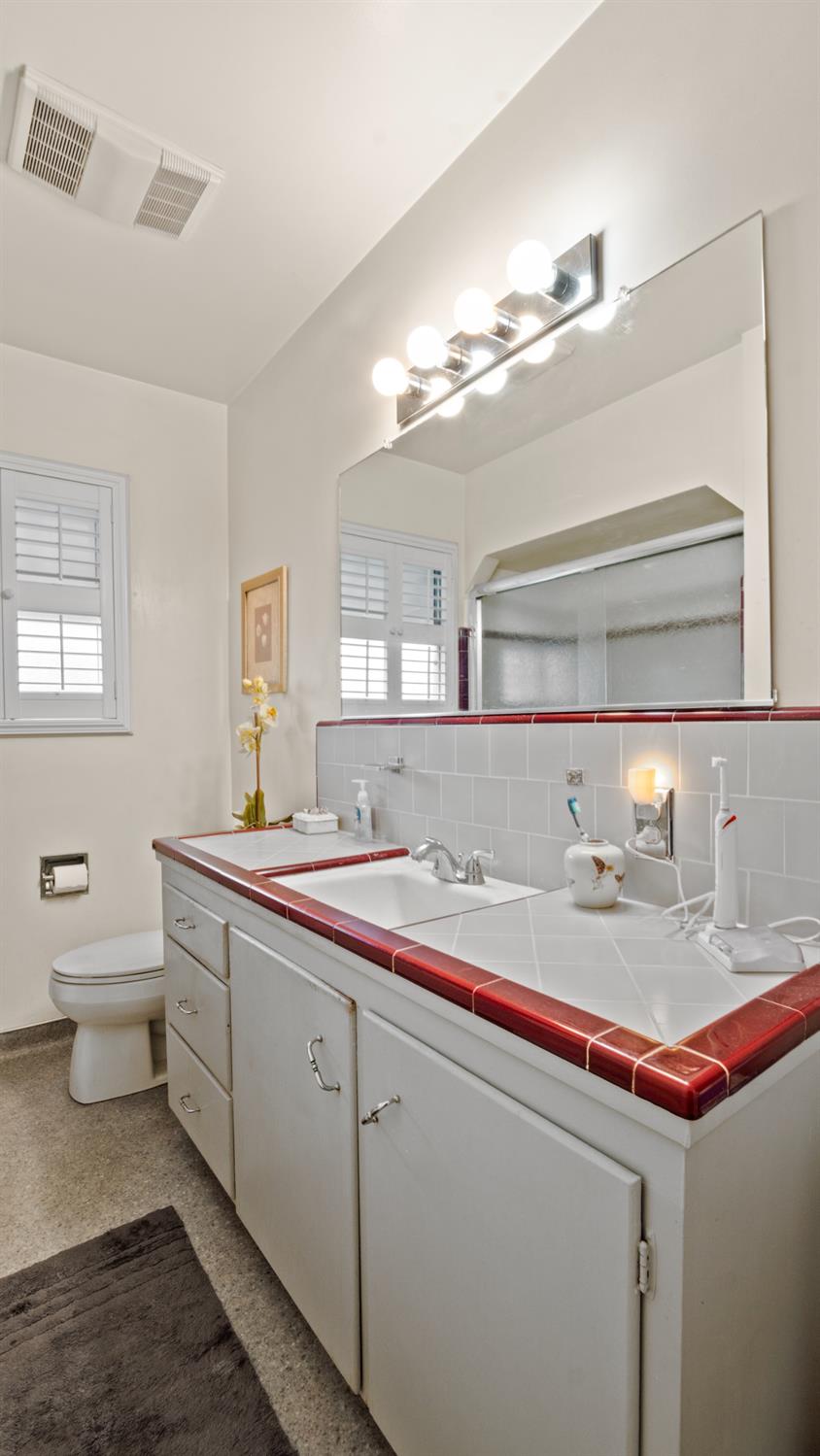 Lodi, California 95240, United States, 2 Bedrooms Bedrooms, ,1 BathroomBathrooms,Residential,Active,89296