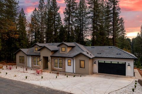 12489 New Brunswick Court Grass Valley CA 95945