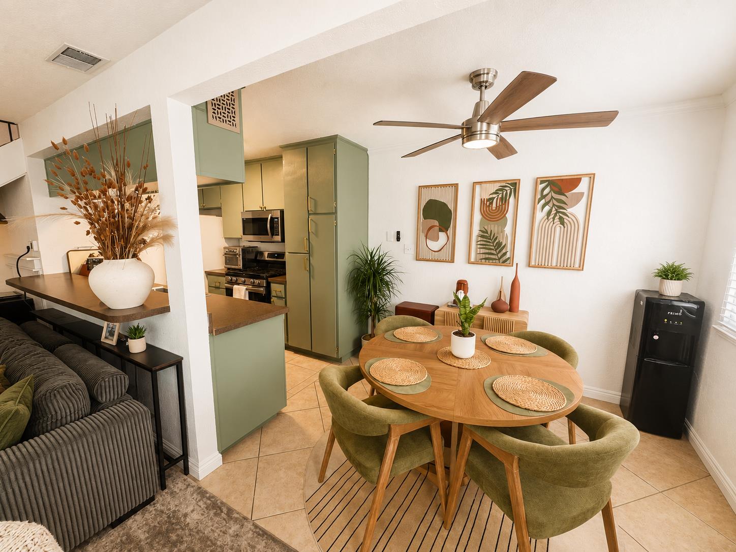 8947 El Mirador Drive 3