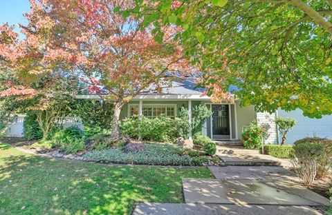 7004 Hillcrest Drive Modesto CA 95356