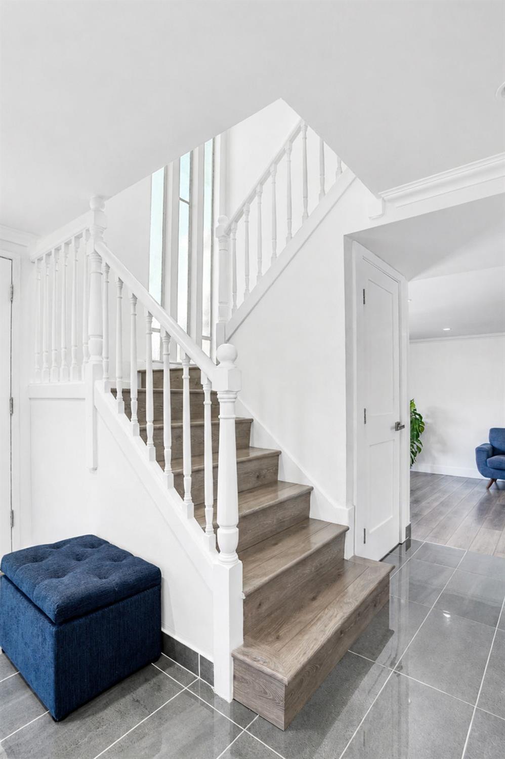 3390 Pinewood Court