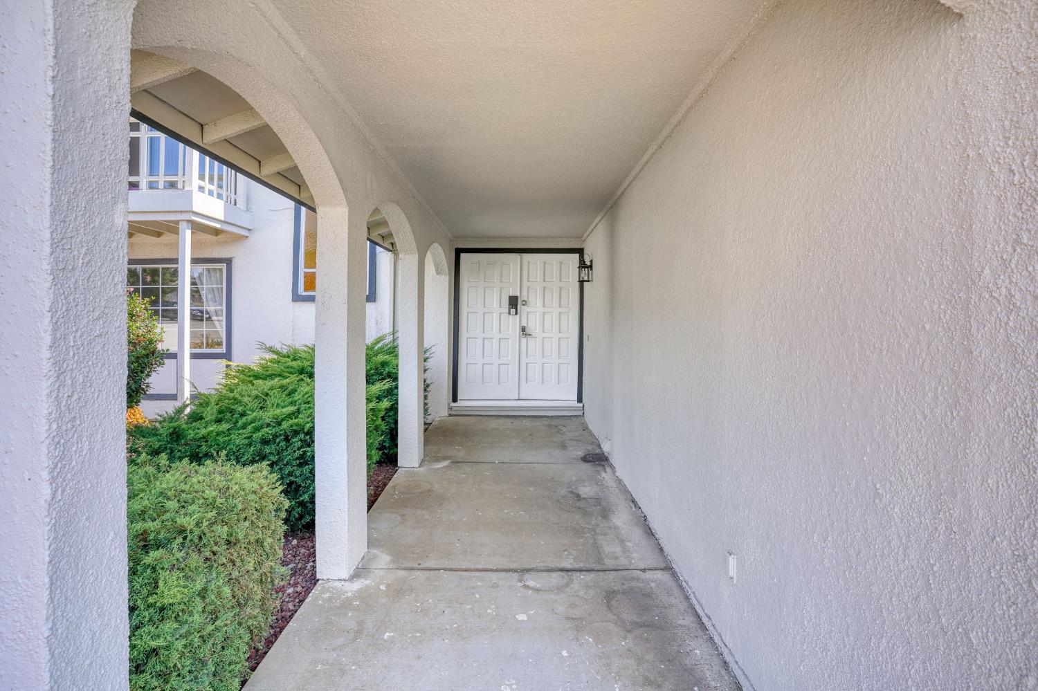 3390 Pinewood Court