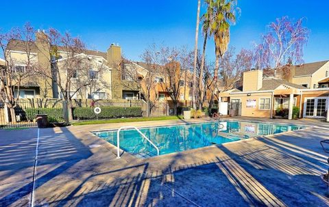 1019 Dornajo Way Sacramento CA 95825