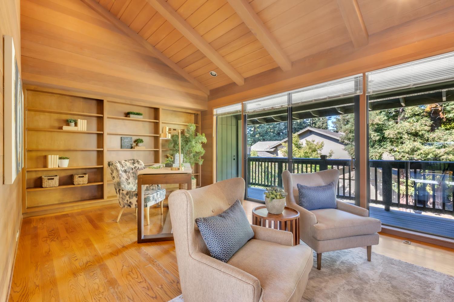 21 River Bluff Lane