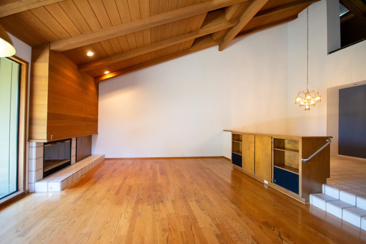 21 River Bluff Lane