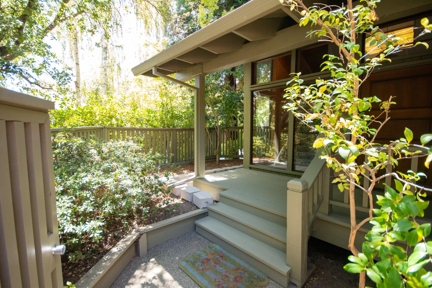 21 River Bluff Lane