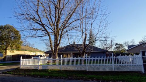 9256 Floyd Orangevale CA 95662