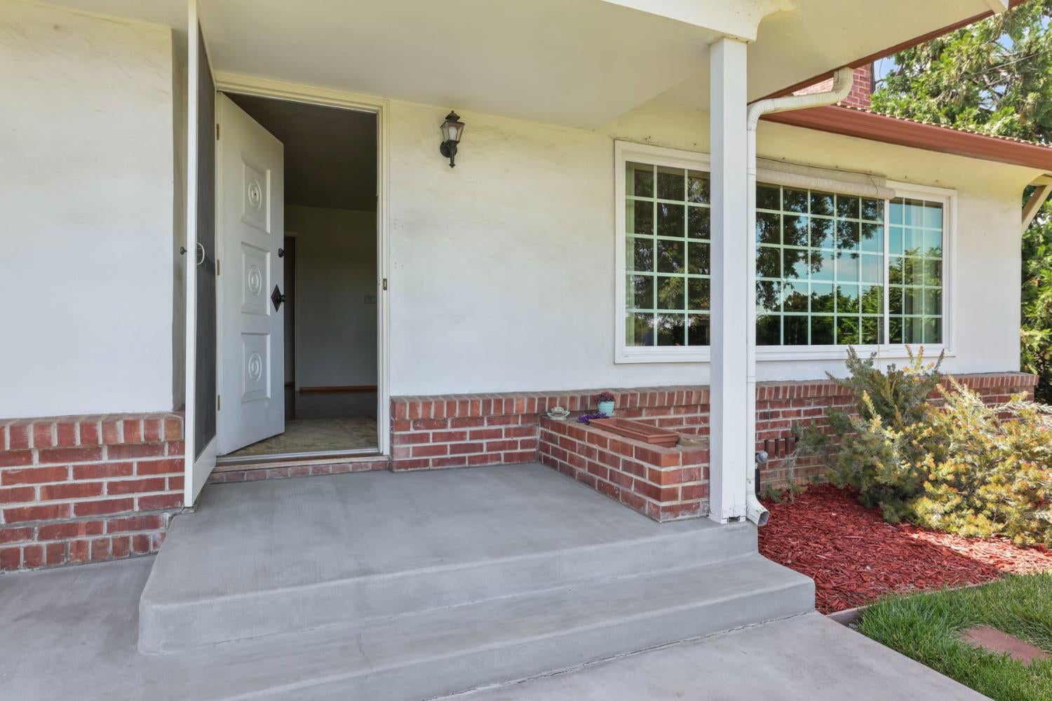 9979 N Highway 88