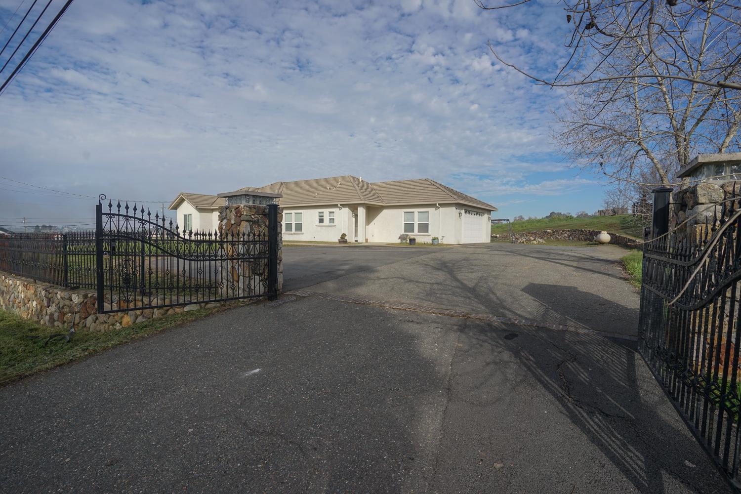 3255 Village Drive
