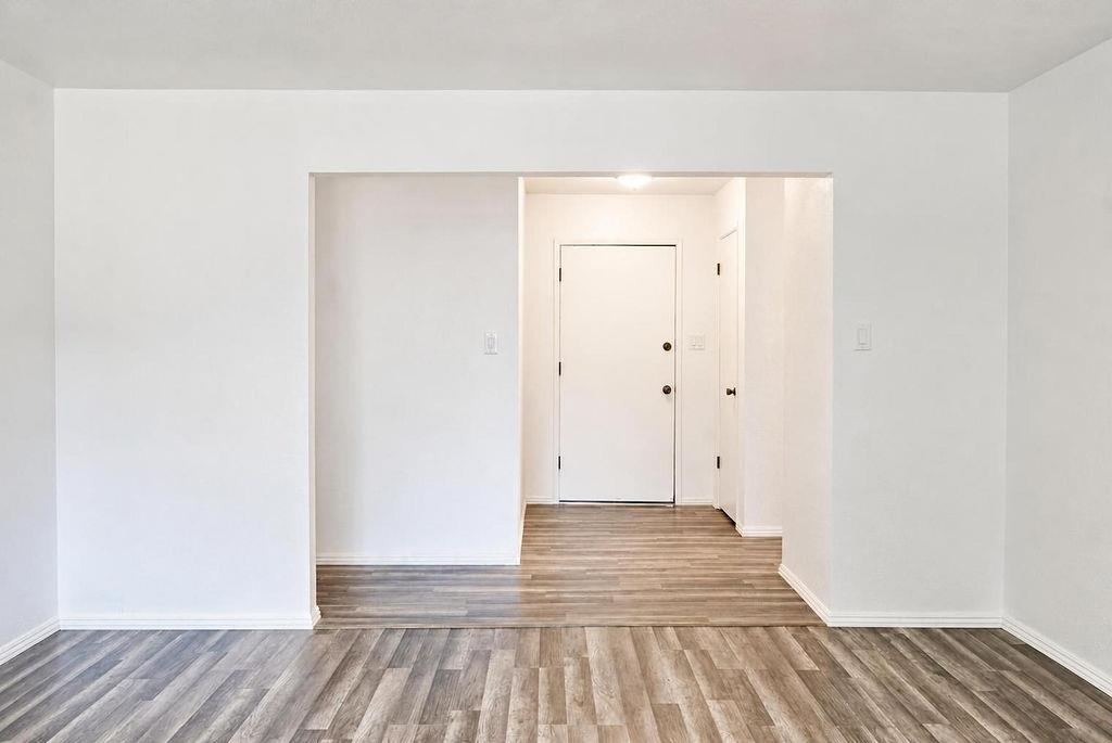 1375 Loughborough Drive - Photo 4