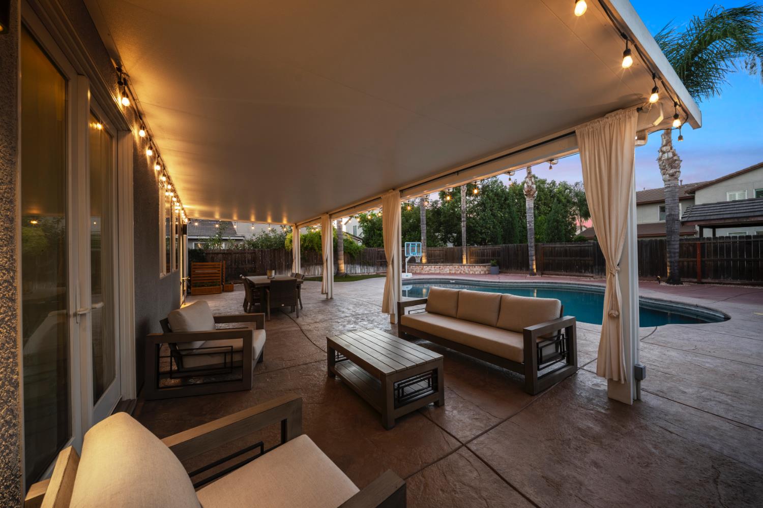 2505 CANCUN Court
