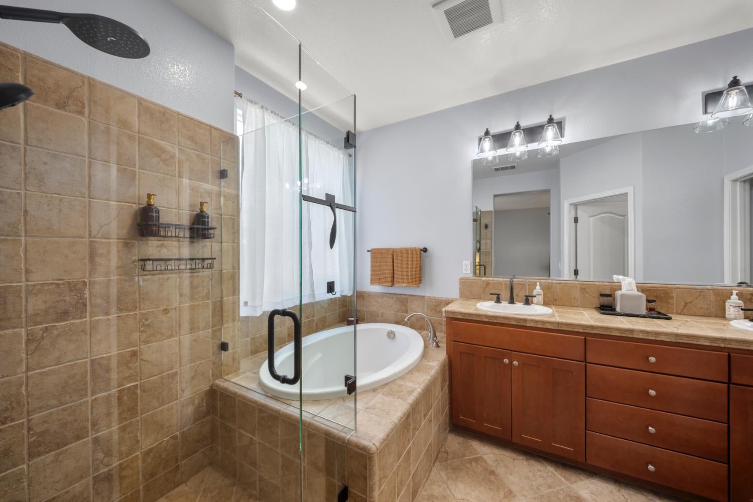 2505 CANCUN Court