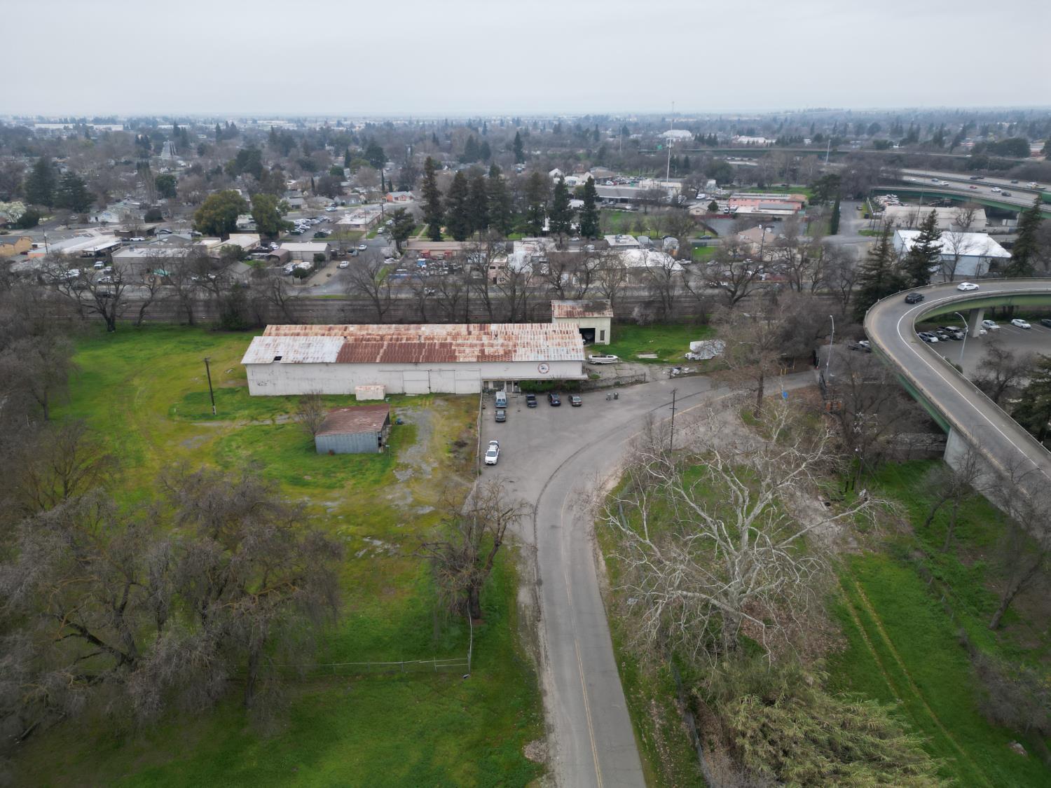 1100 S River Road