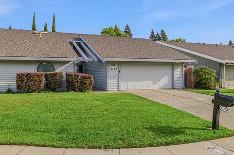 1175 Rose Tree Way Sacramento CA 95831