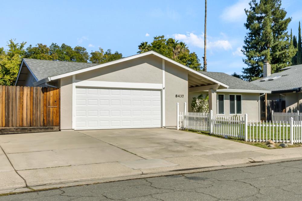 8437 Cortadera Drive