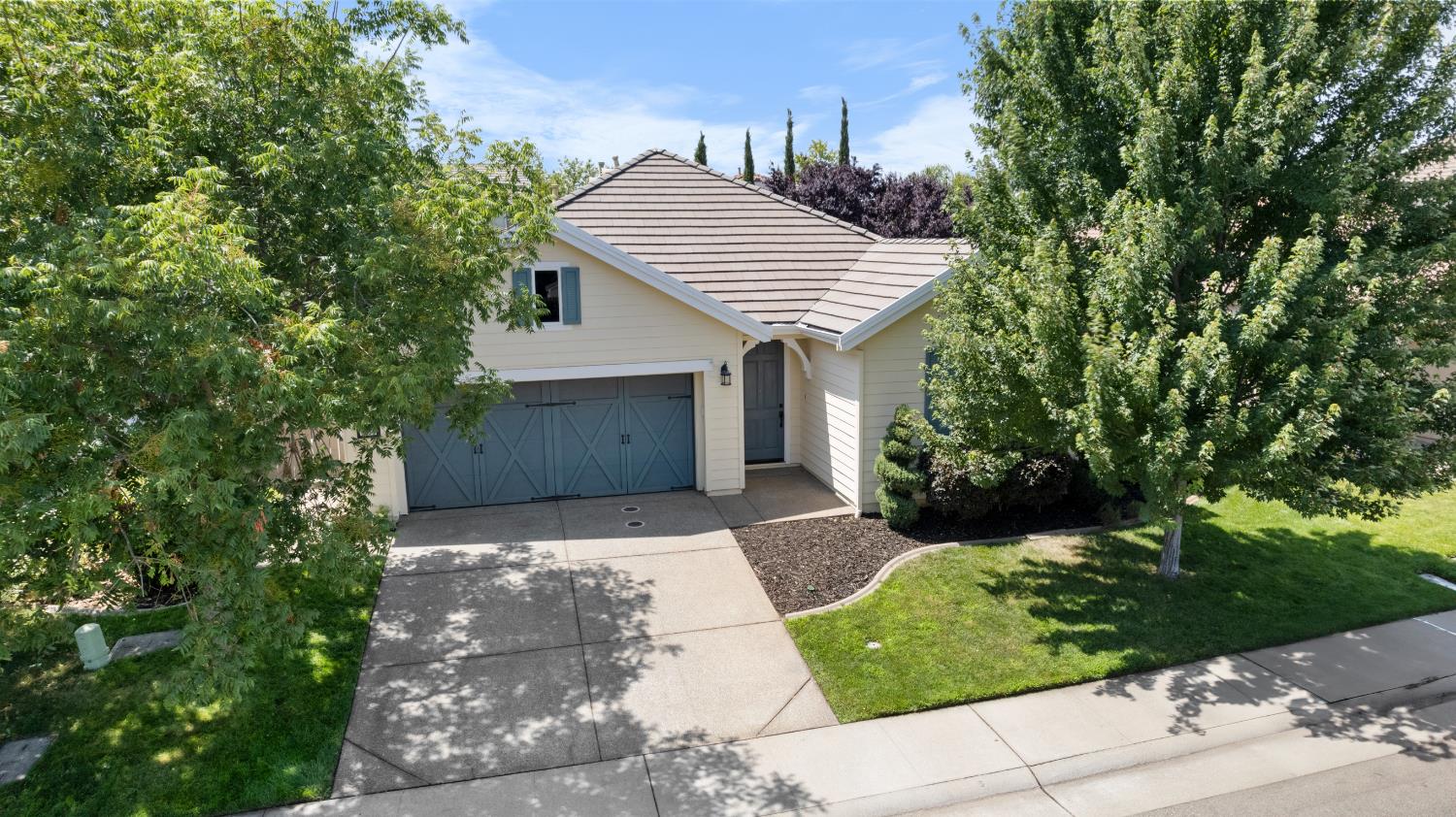 1234 Tiverton Lane
