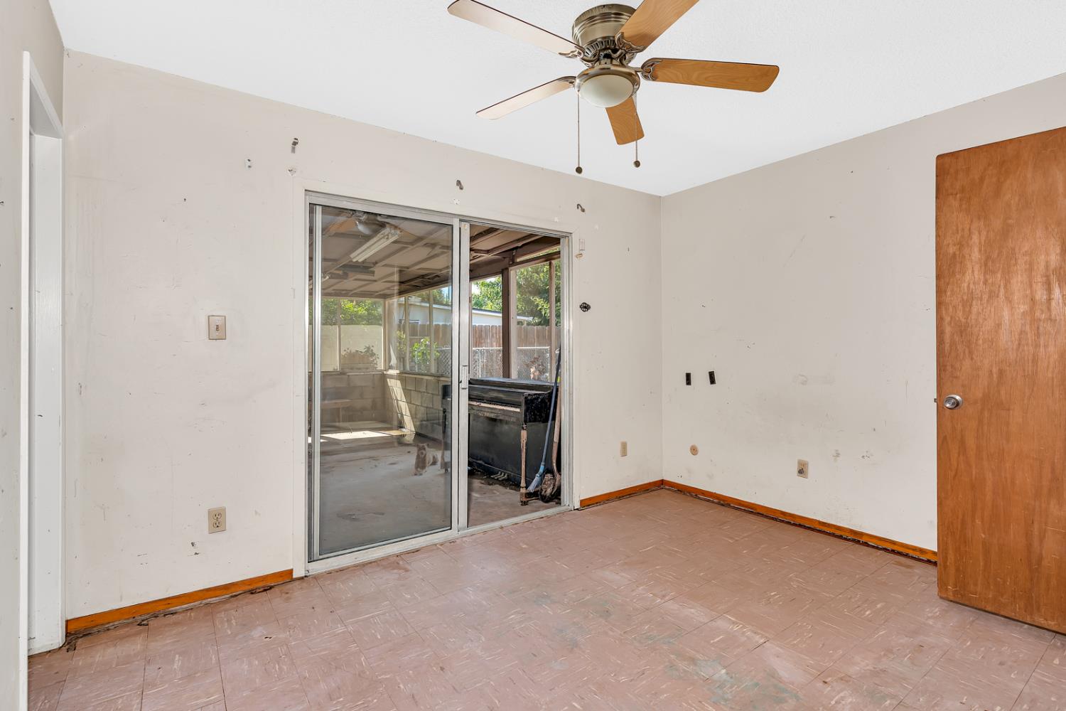 Los Banos, California 93635, United States, 3 Bedrooms Bedrooms, ,2 BathroomsBathrooms,Residential,Active,184373