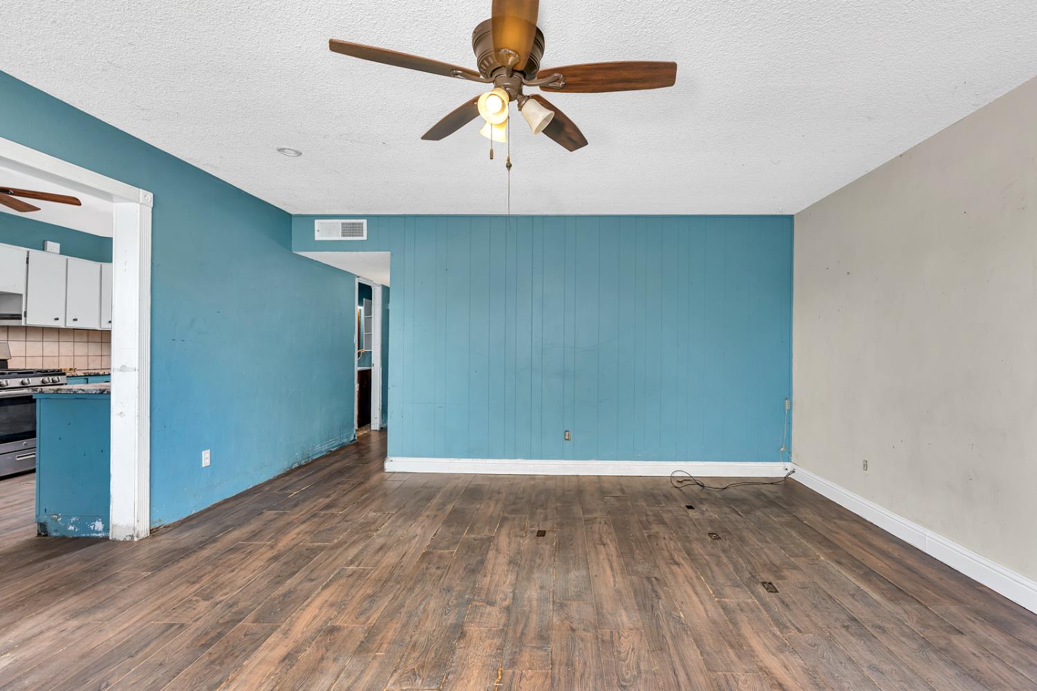 Los Banos, California 93635, United States, 3 Bedrooms Bedrooms, ,2 BathroomsBathrooms,Residential,Active,184373