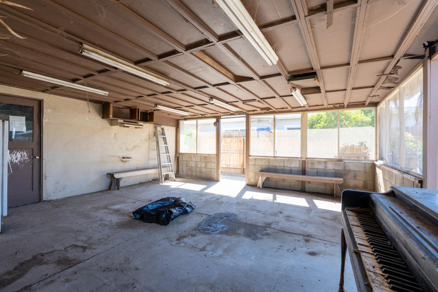 Los Banos, California 93635, United States, 3 Bedrooms Bedrooms, ,2 BathroomsBathrooms,Residential,Active,184373