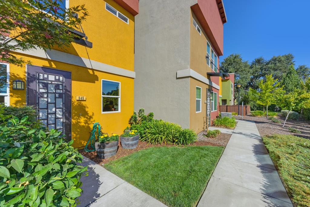 845 Zinc Court