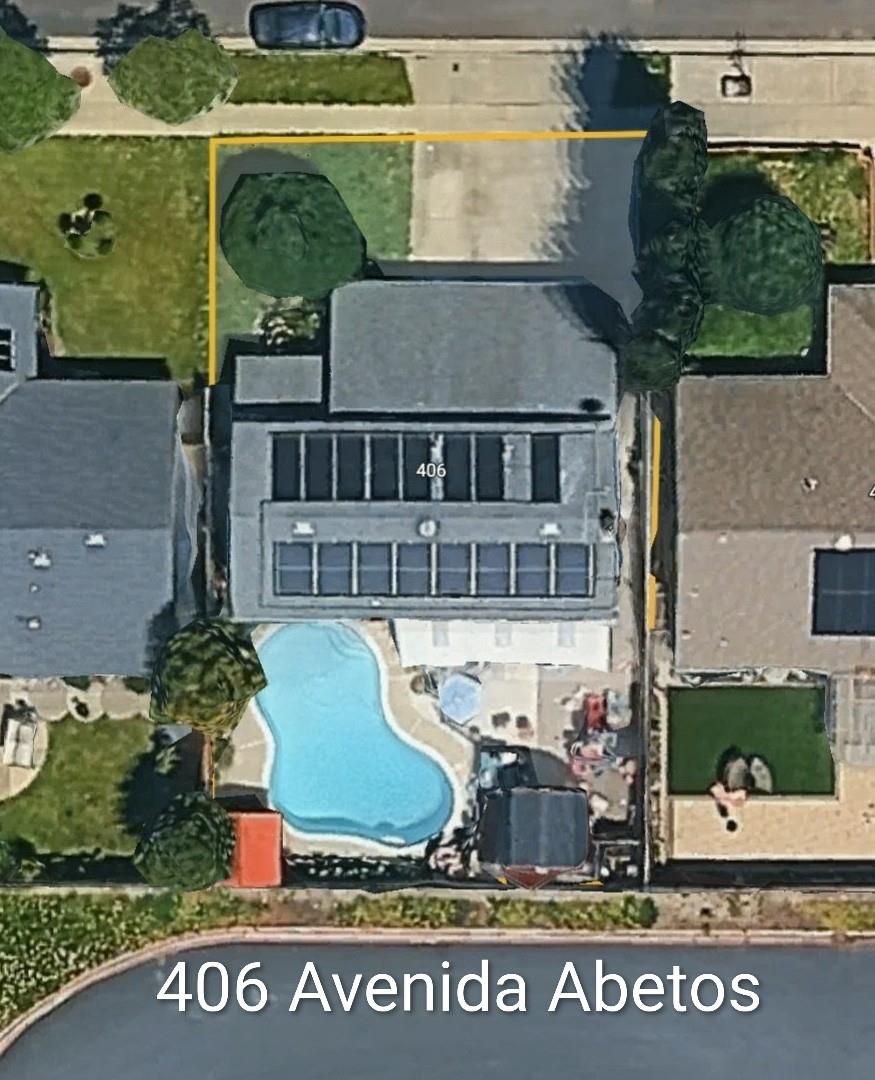 406 Avenida Abetos
