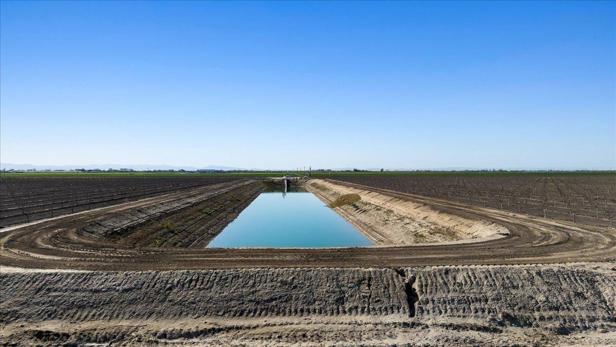 Chowchilla, California 93610, United States, ,Land,Active,7068