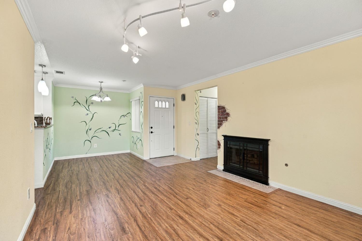 8020 Walerga Road 1059
