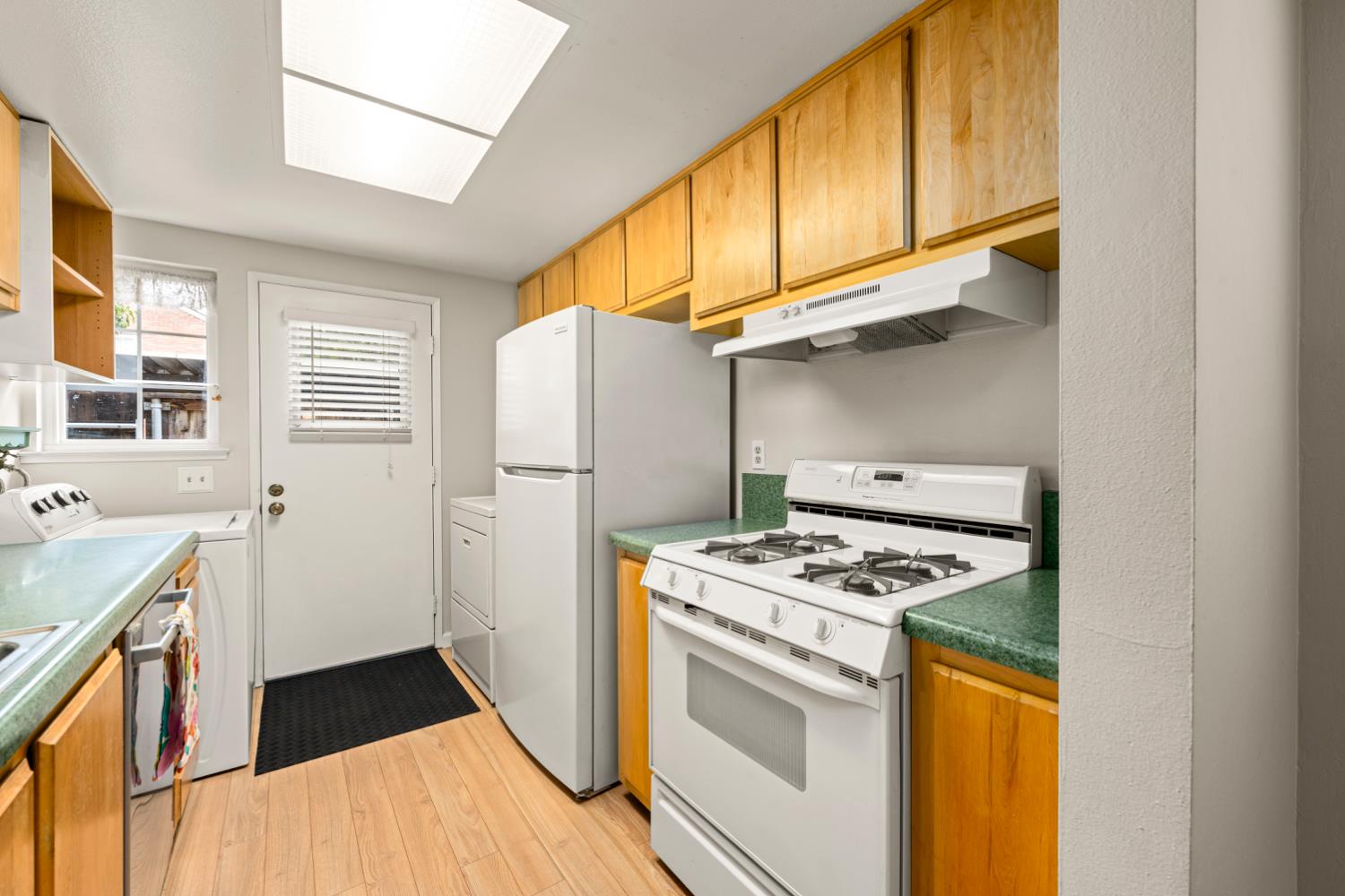 4007 Oak Villa Circle