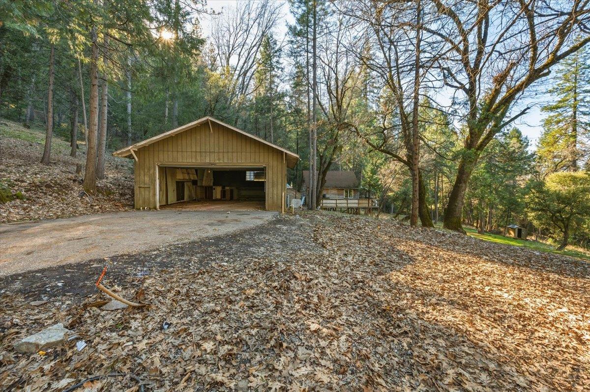 12056 N Bloomfield Road