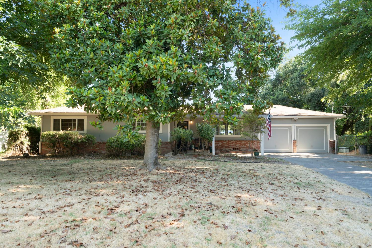 8956 Eden Oaks Avenue