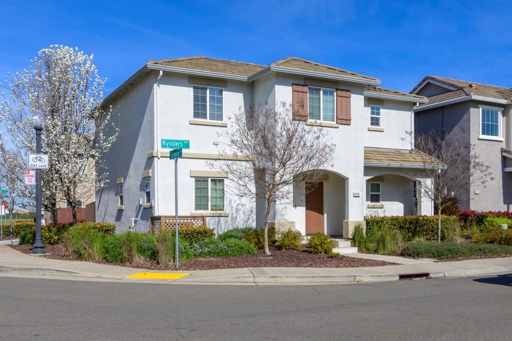 Photo of 3781 Rynders Way, Sacramento, CA 95835 (MLS # 226024535)