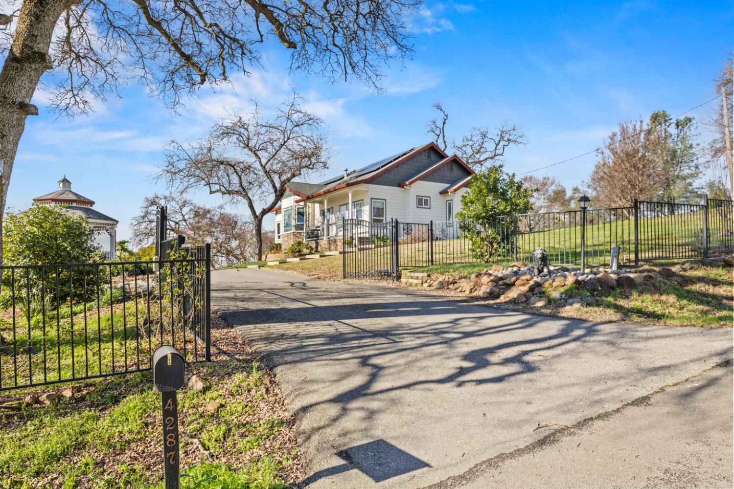 4287 Burnett Road