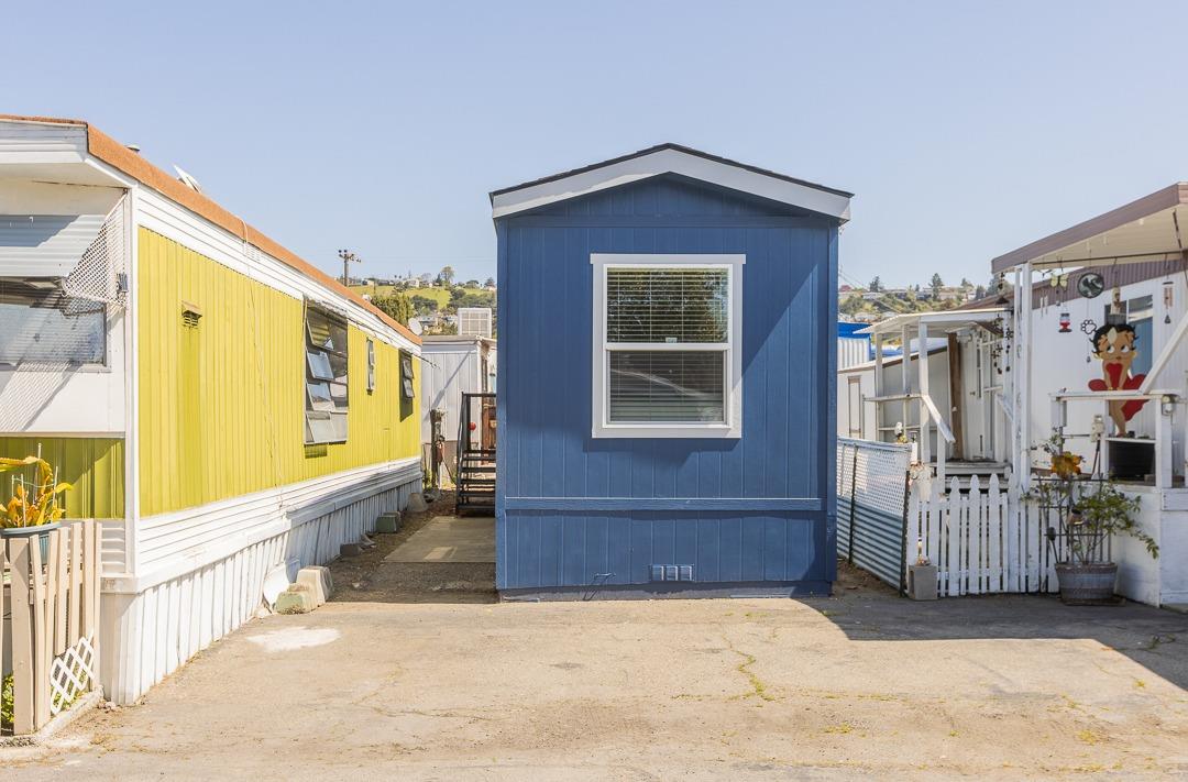 Similar Properties