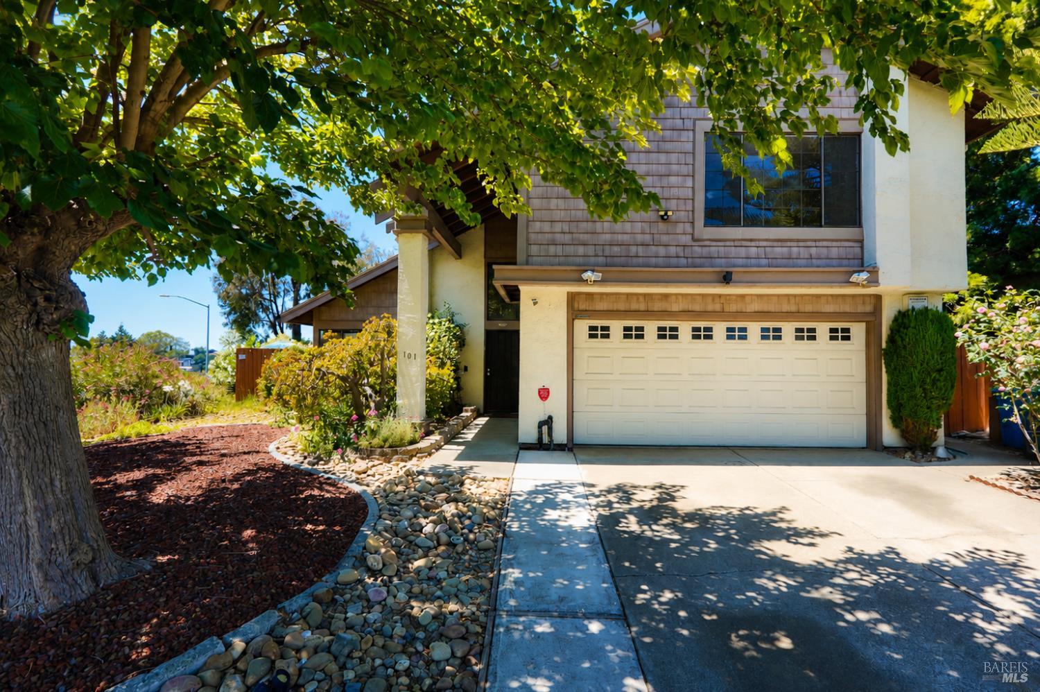 101 Stonewood Court