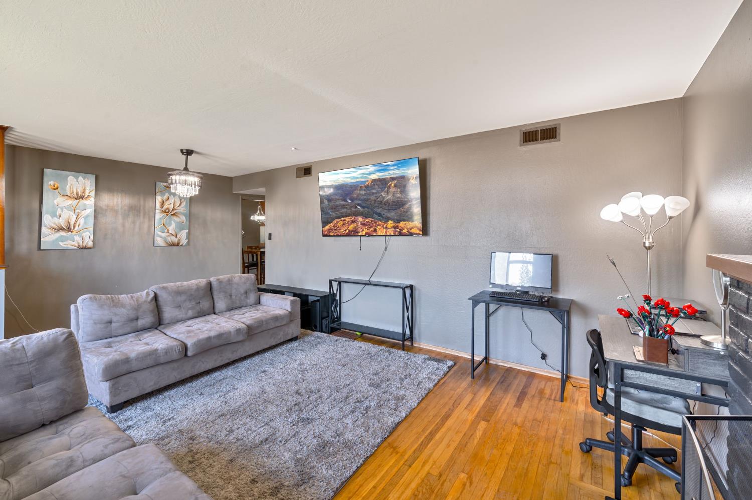 5205 Ethel Way