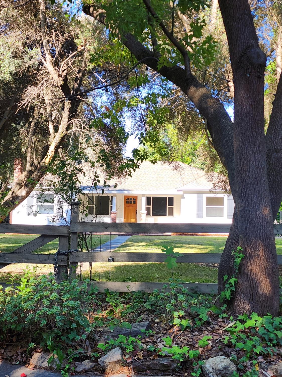 4335 Walnut Avenue
