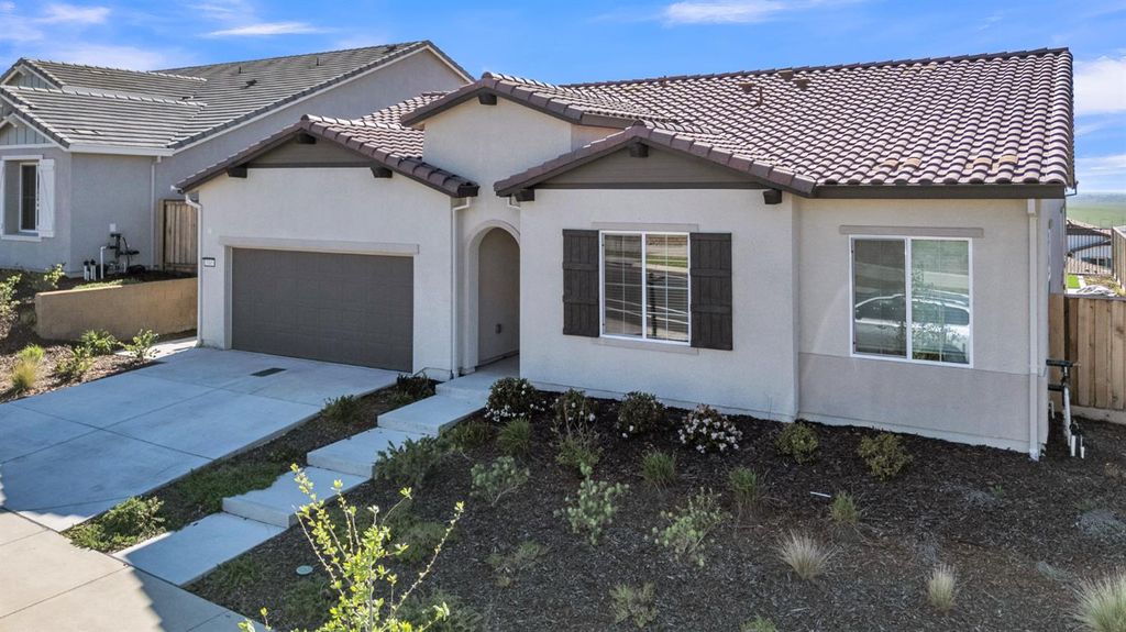 Photo of 3385 Rock Springs Ranch Drive, Folsom, CA 95630 (MLS # 226034117)