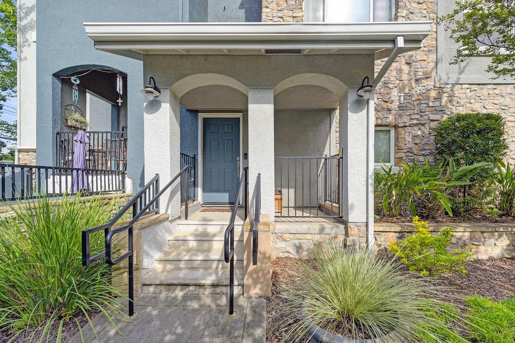 5132 El Camino Avenue 102