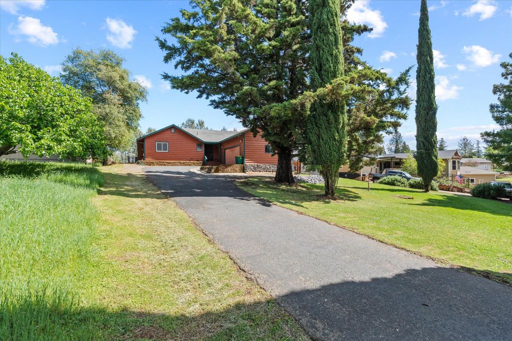 Photo of 2685 Westville Trail, Cool, CA 95614 (MLS # 226041176)