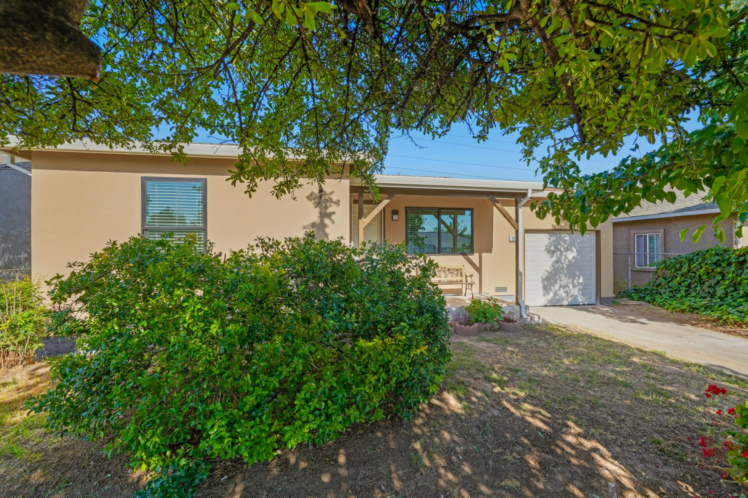 3816 Mahogany Street