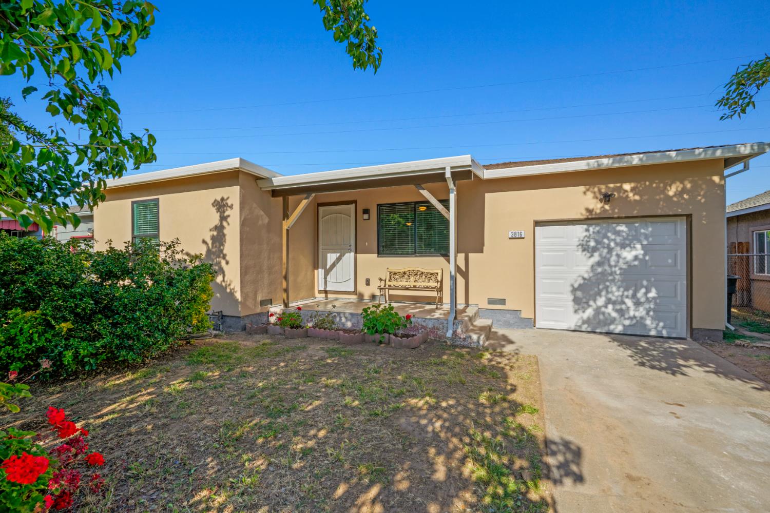 3816 Mahogany Street