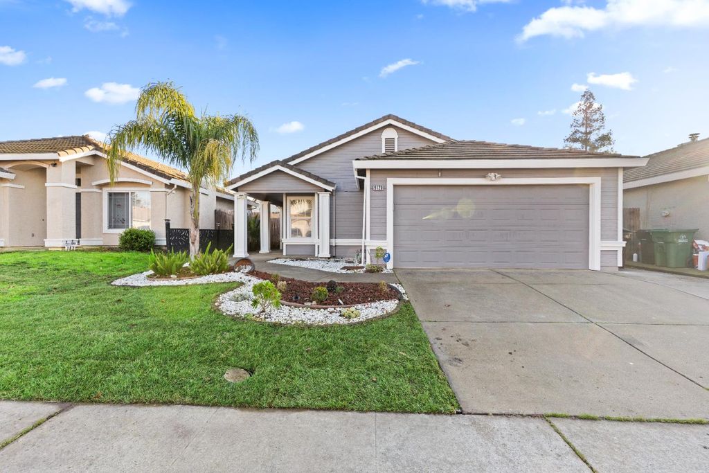 Photo of 9120 Bristol Plaza Way, Elk Grove, CA 95624 (MLS # 226006189)