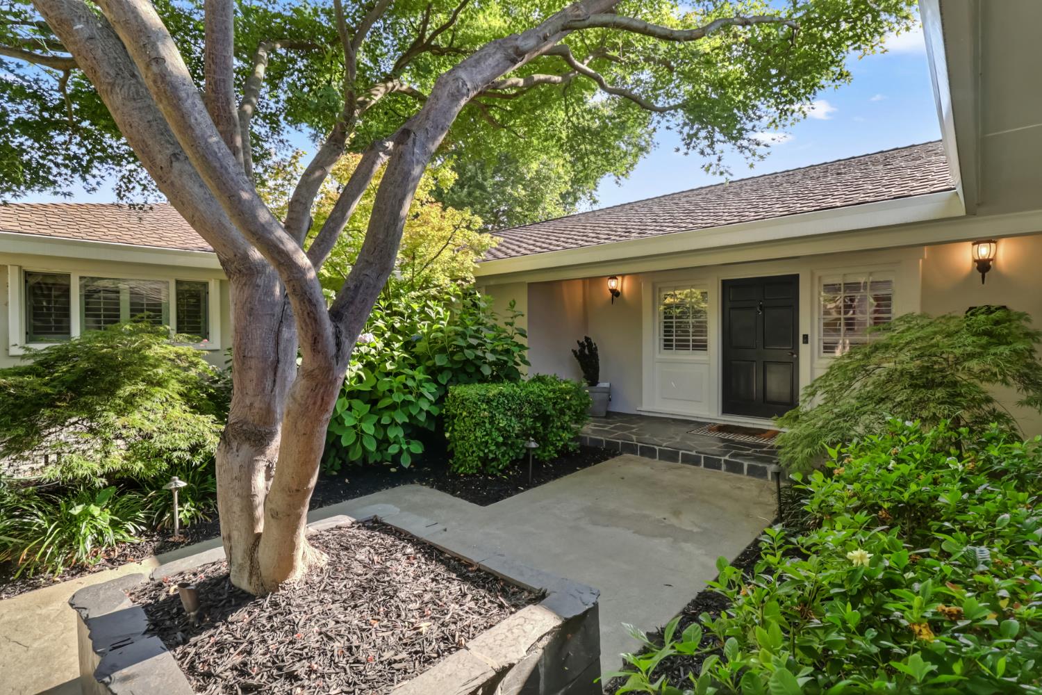 551 Thornley Way