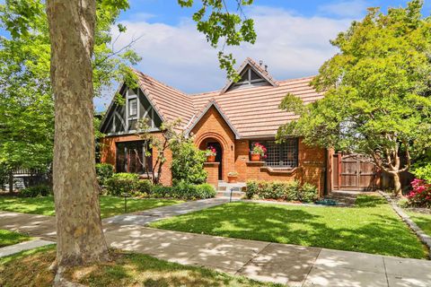2665 Donner Way, Sacramento, CA 95818 - #: 225062515