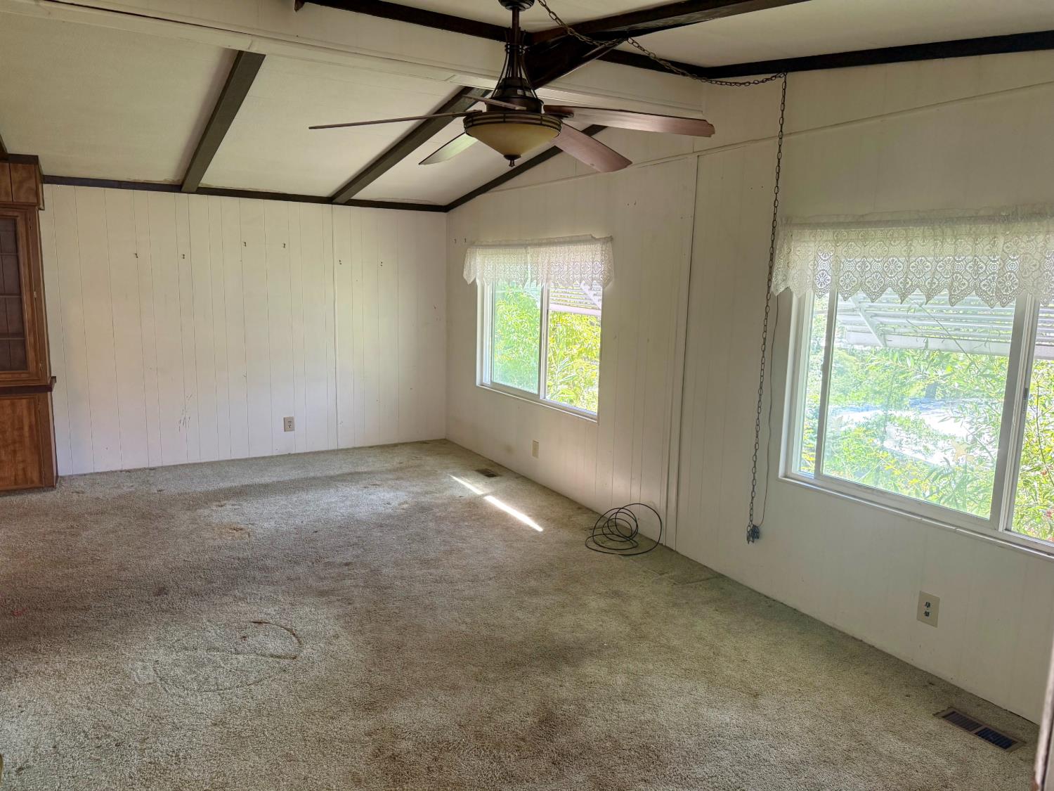 2958 Spring View Ln