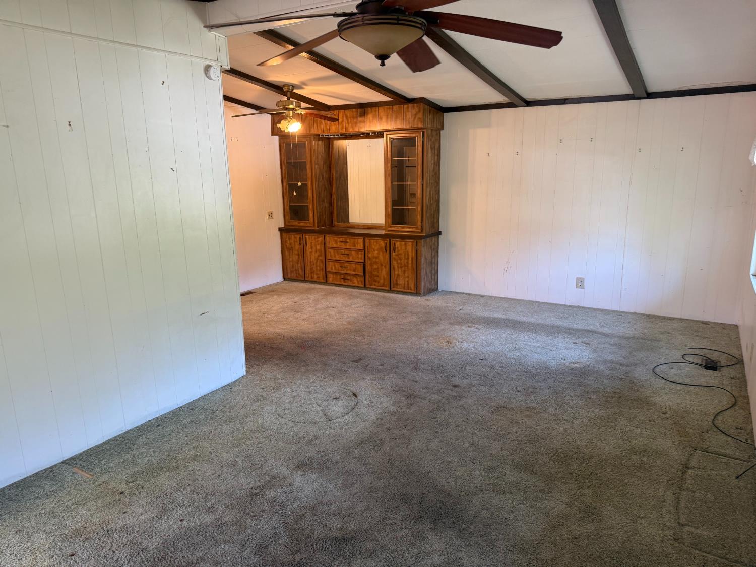 2958 Spring View Ln