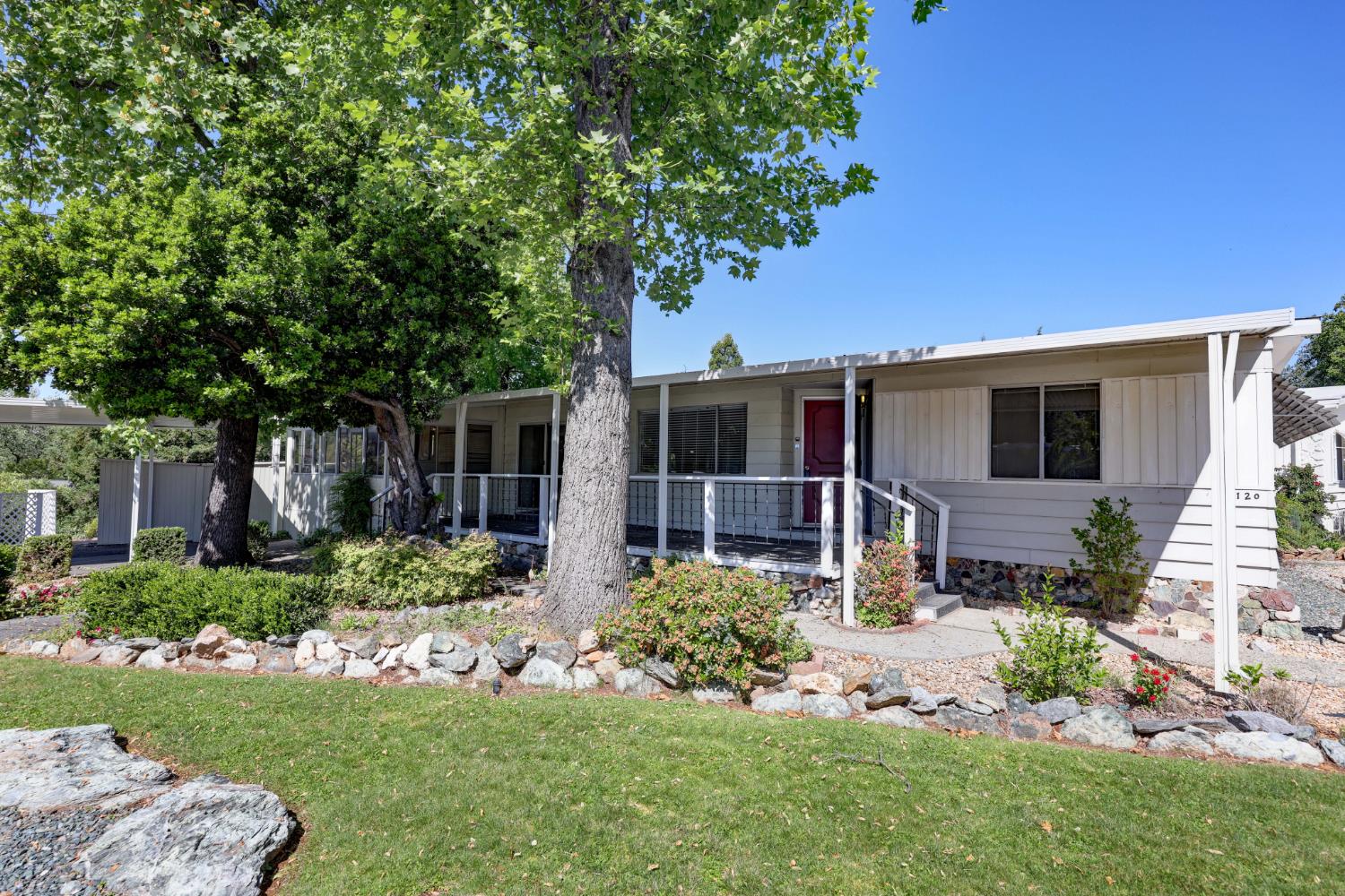 3765 Grass Valley Highway 120