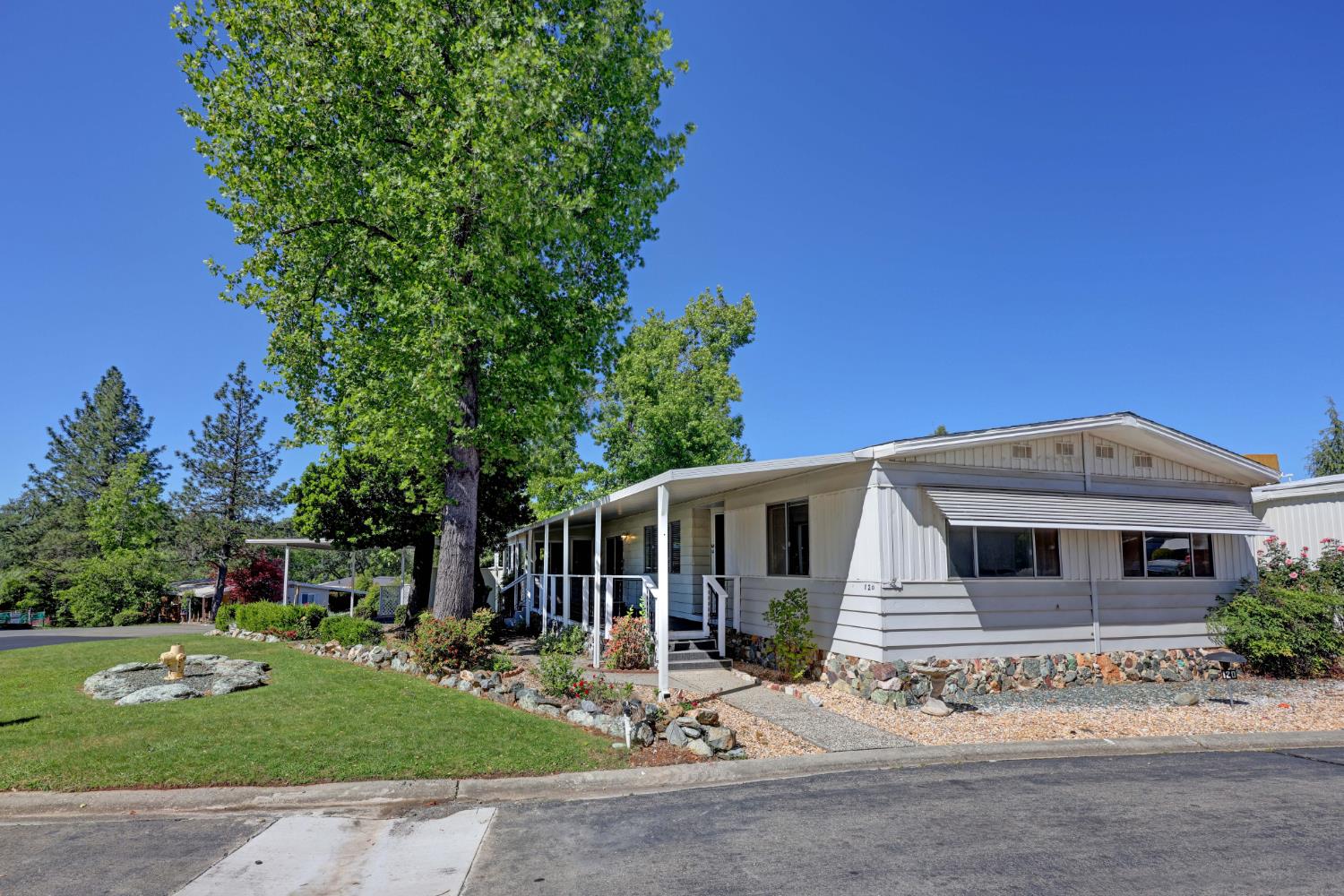 3765 Grass Valley Highway 120